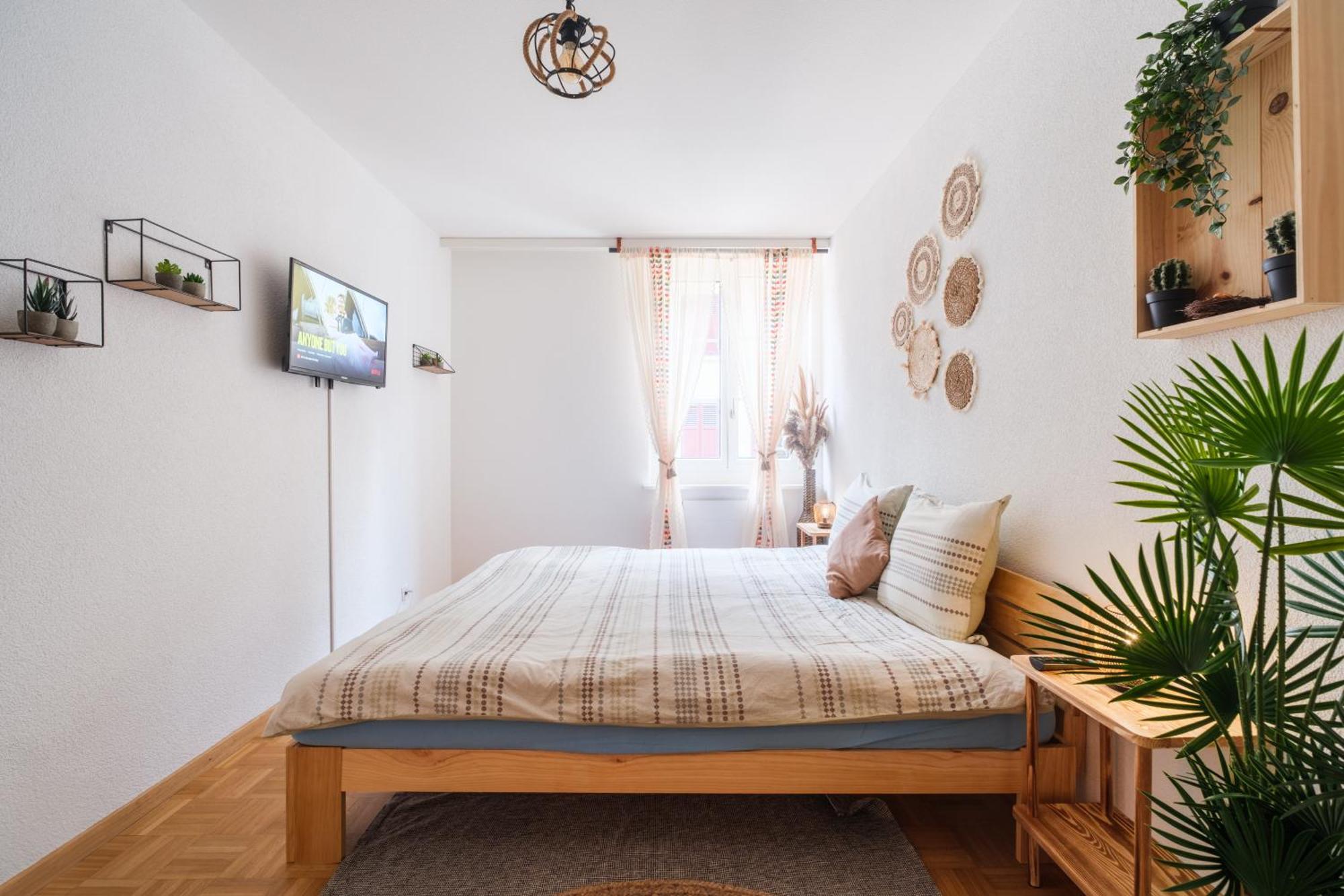 City Central Comfort Лозанна Экстерьер фото