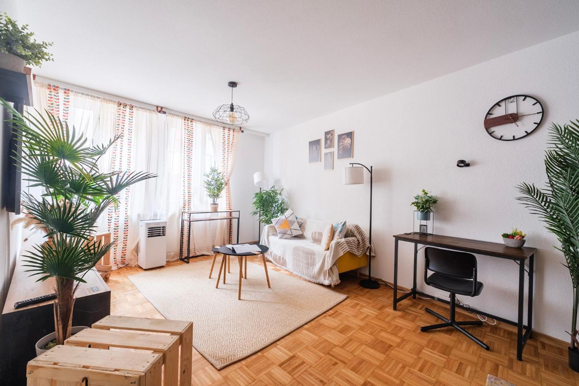 City Central Comfort Лозанна Экстерьер фото
